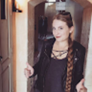 Meet your Posher, Andie